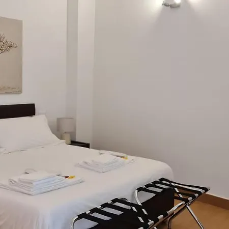 Di Fresco Luxury Suites *